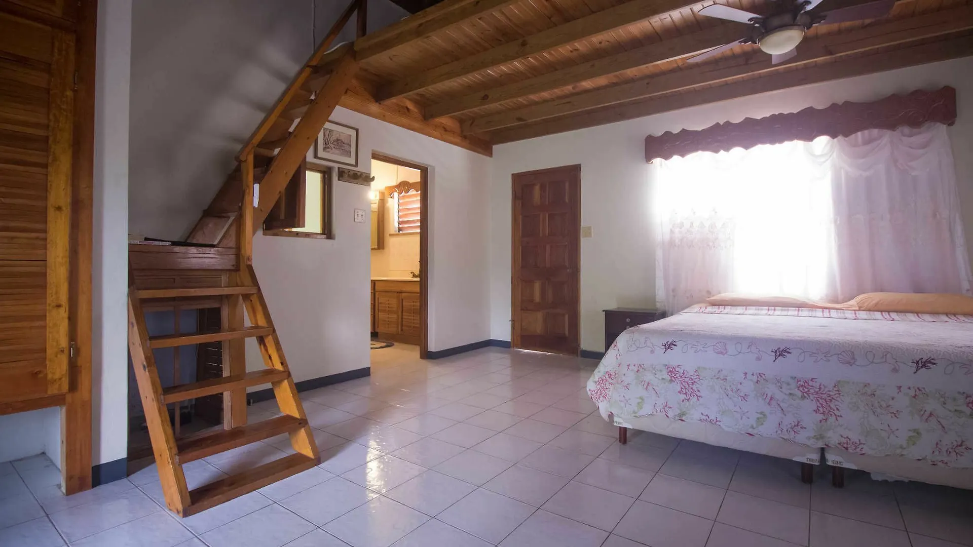 Rainbow Hill Villa Negril Jamaica